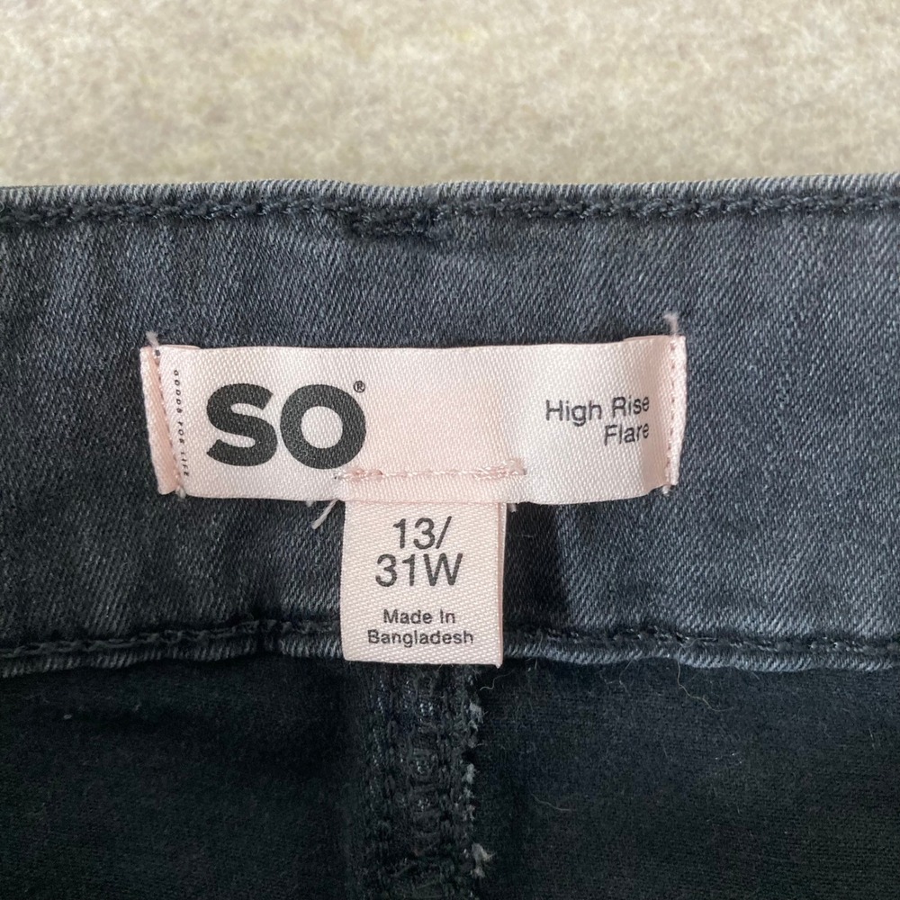 Faded Black High Rise Flare Jeans SO 13/31W Raw Hem Patch Pocket Retro Boho - Picture 6 of 12
